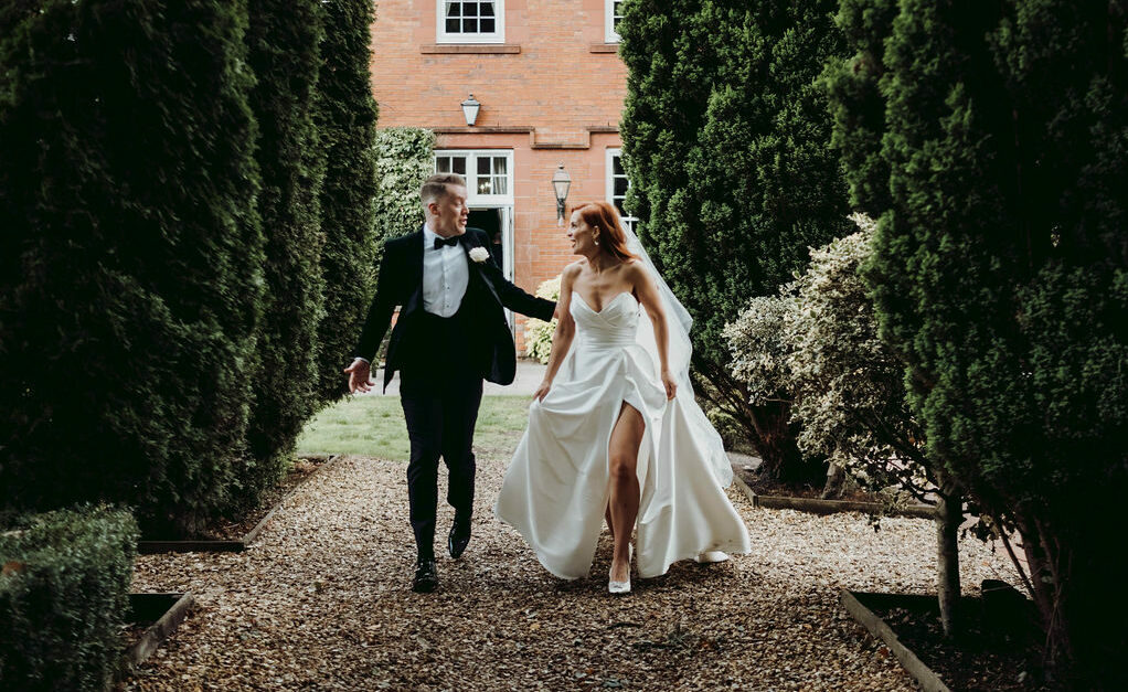 Bride and Groom as Nunsmere Hall, luxury cheshire wedding venue
