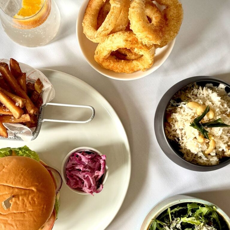 Food at the Captain's Bar Nunsmere Hall