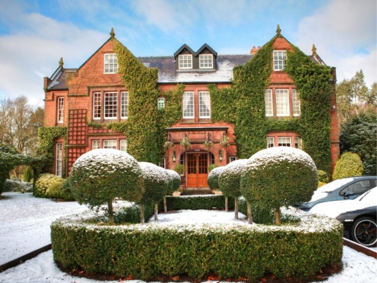 Nunsmere Hall