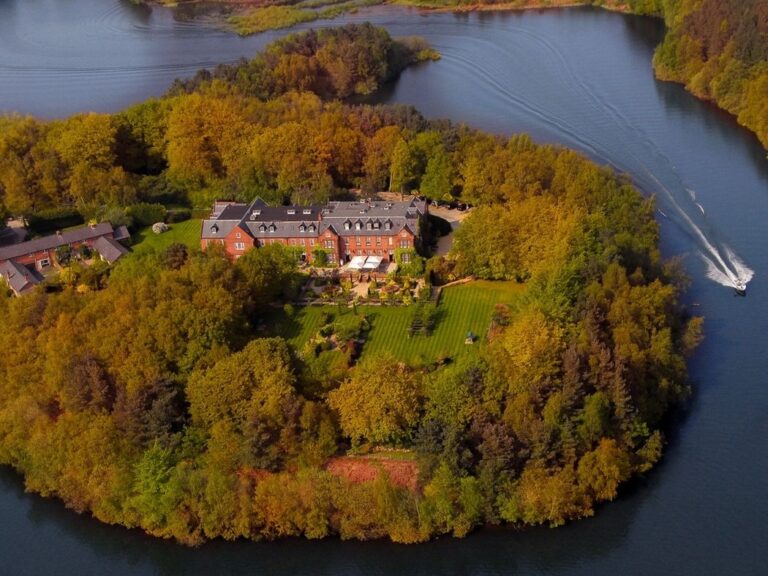 Nunsmere Hall