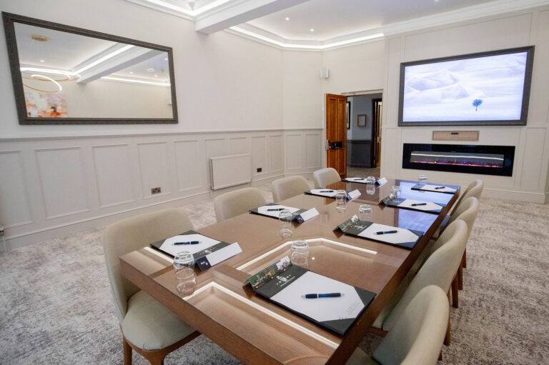 Nunsmere_Conference_Room_014