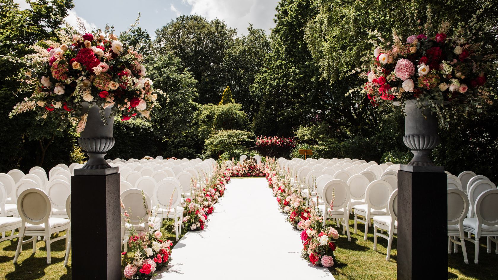 Outdoor Ceremony Nunsmere Hall
