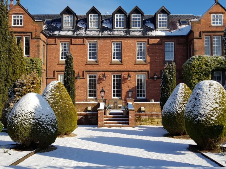 nunsmere hall snow